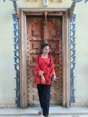 Red Rose Sleeve Short Kurti